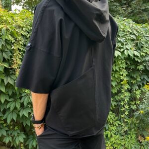 Bluzka BLACK HOOD